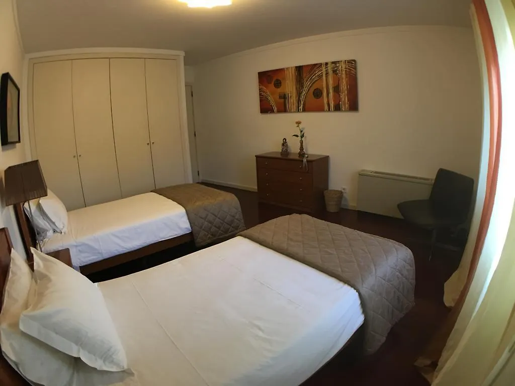 Mary Apartments Лиссабон 0*,