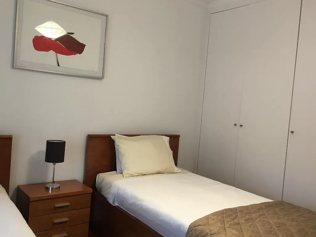 Mary Apartments Лиссабон