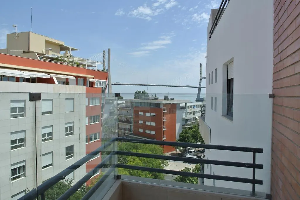 Mary Apartments Лиссабон