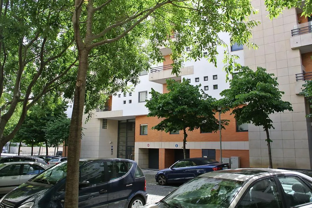 Mary Apartments Лиссабон