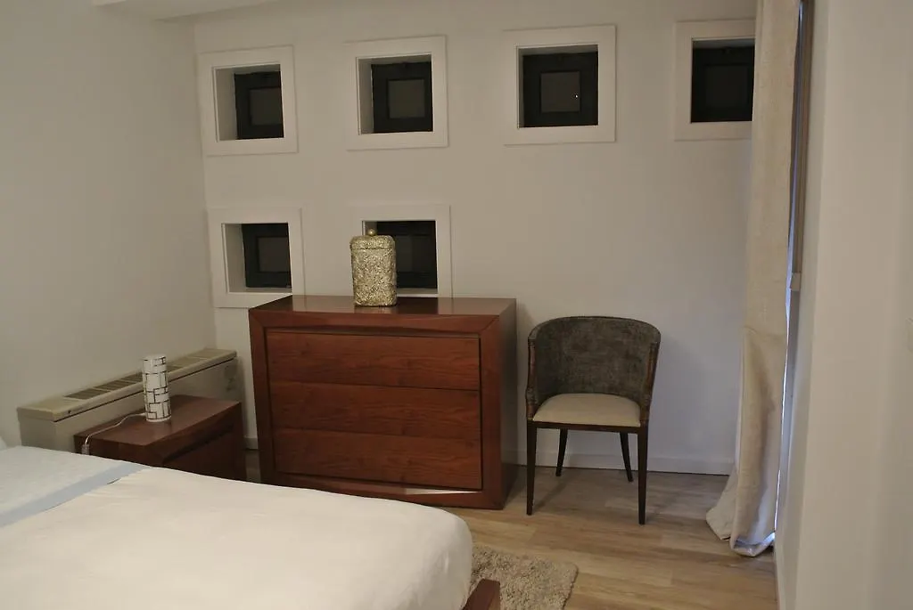 Mary Apartments Лиссабон Португалия