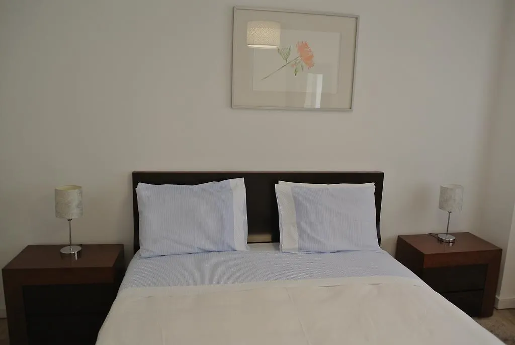 Mary Apartments Лиссабон