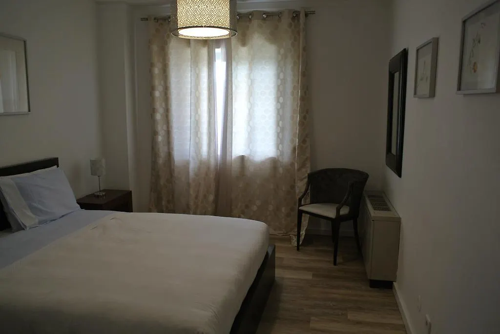Mary Apartments Лиссабон