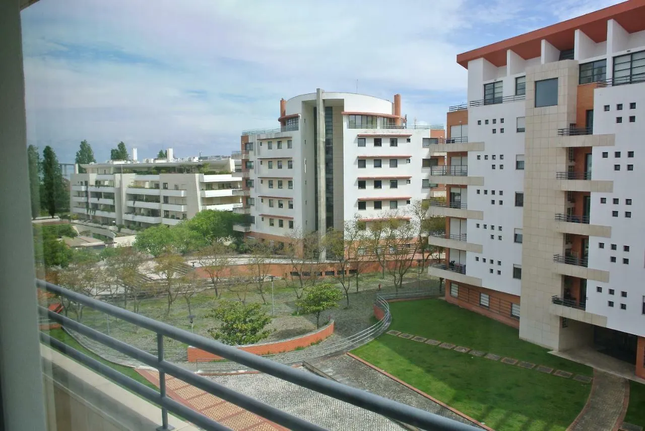 Mary Apartments Лиссабон Португалия