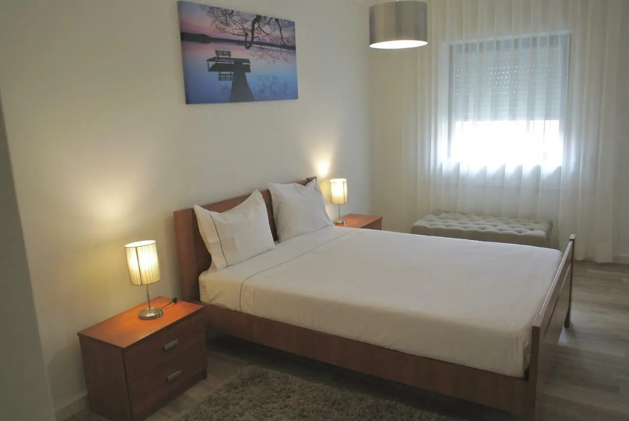 Mary Apartments Лиссабон